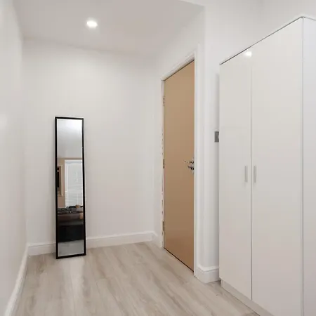 Cosy Central Apartment - Free Nearby Parking Liverpool Exterior photo